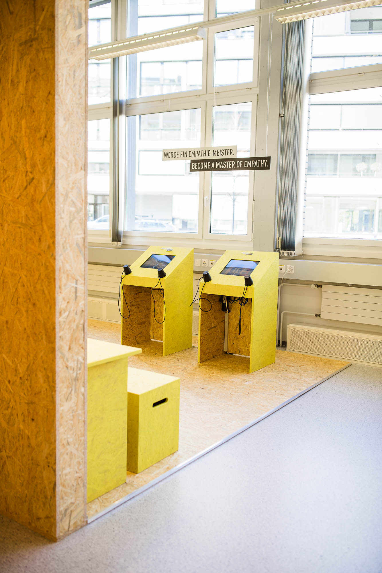 Export x3 1DX23313 Business 2020 Opening MOBI